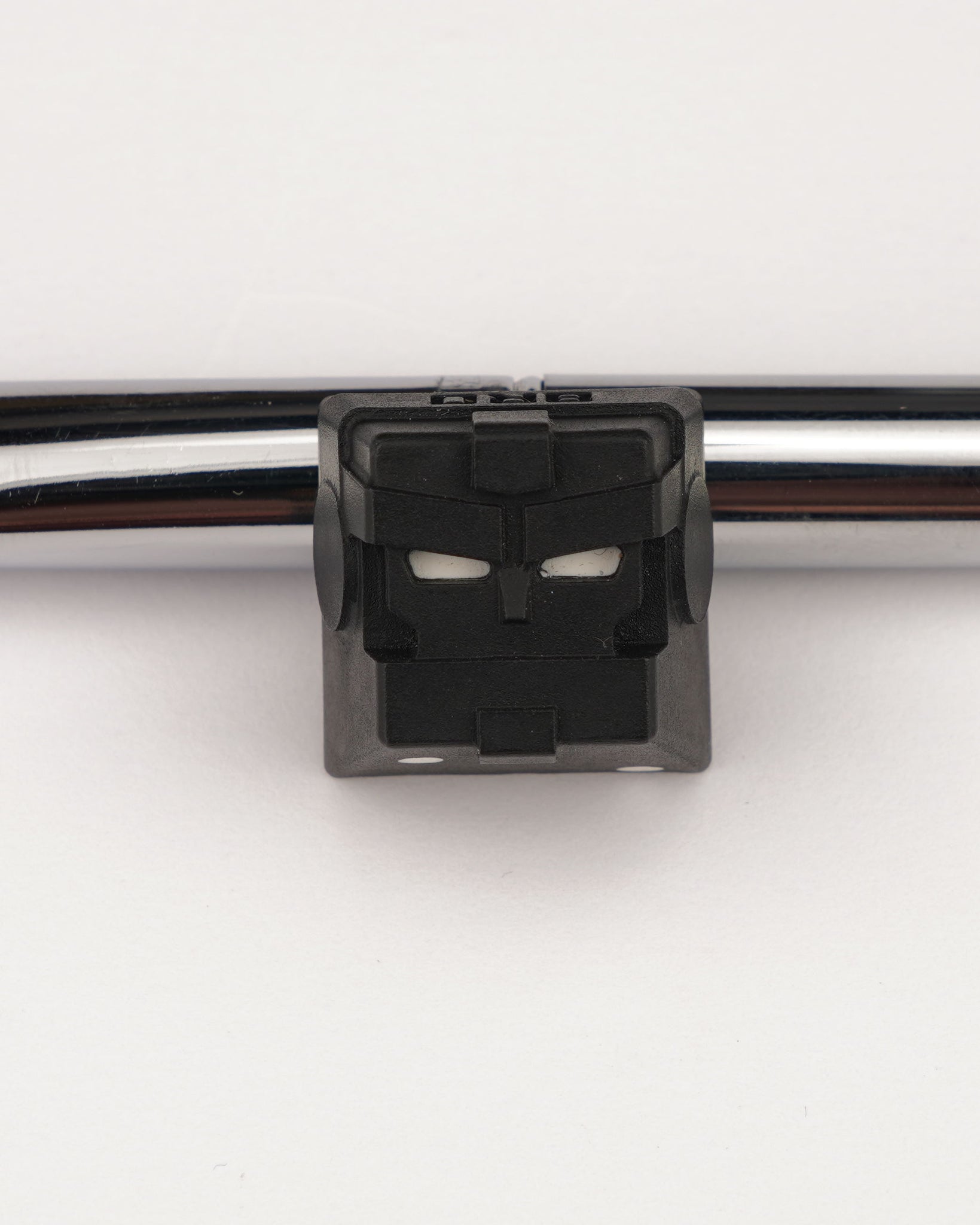 BBv2 "Domino Bot #4" - Thumbnail 2