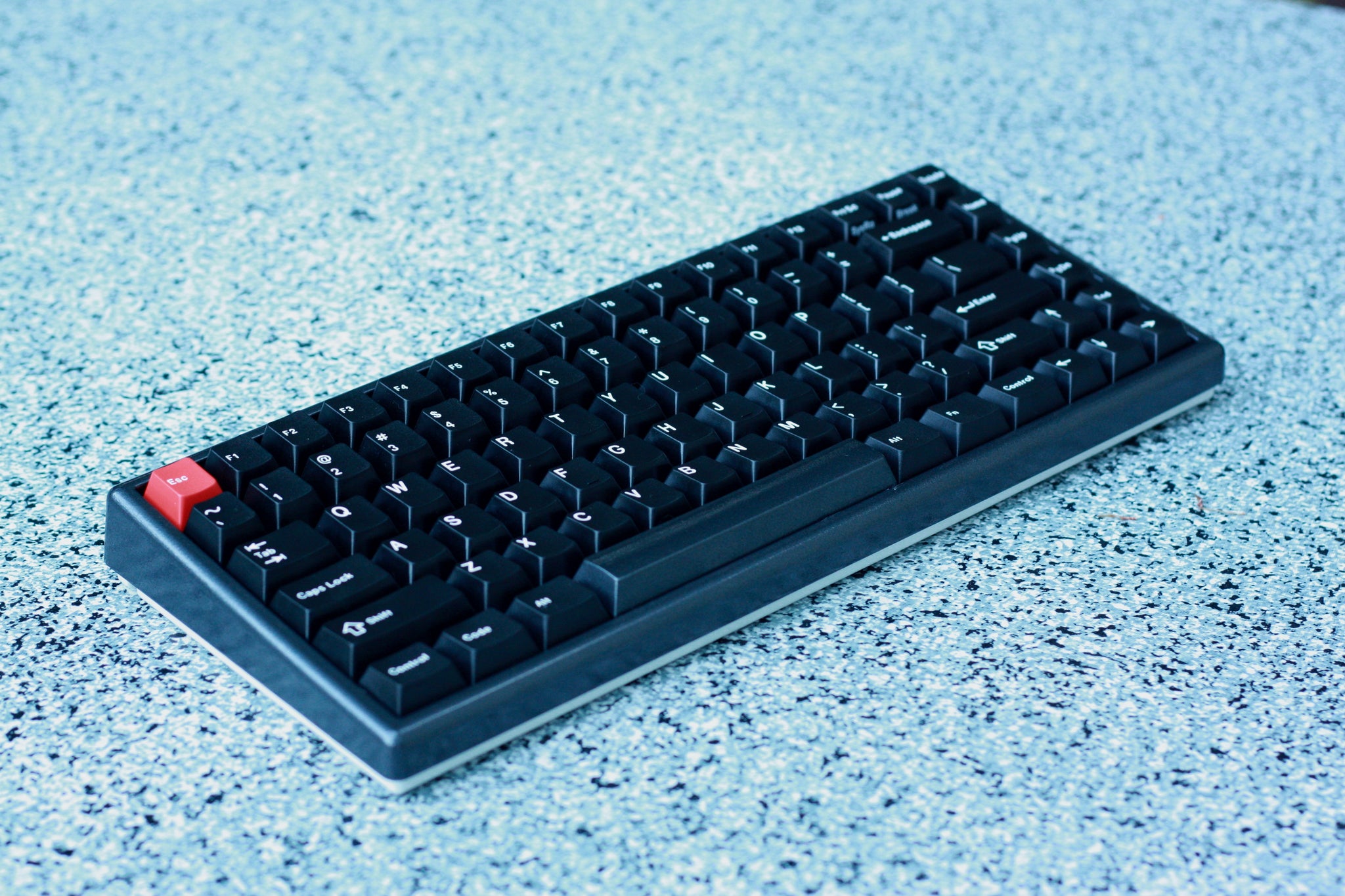 NiZ Plum 84 – Unreal Keyboards