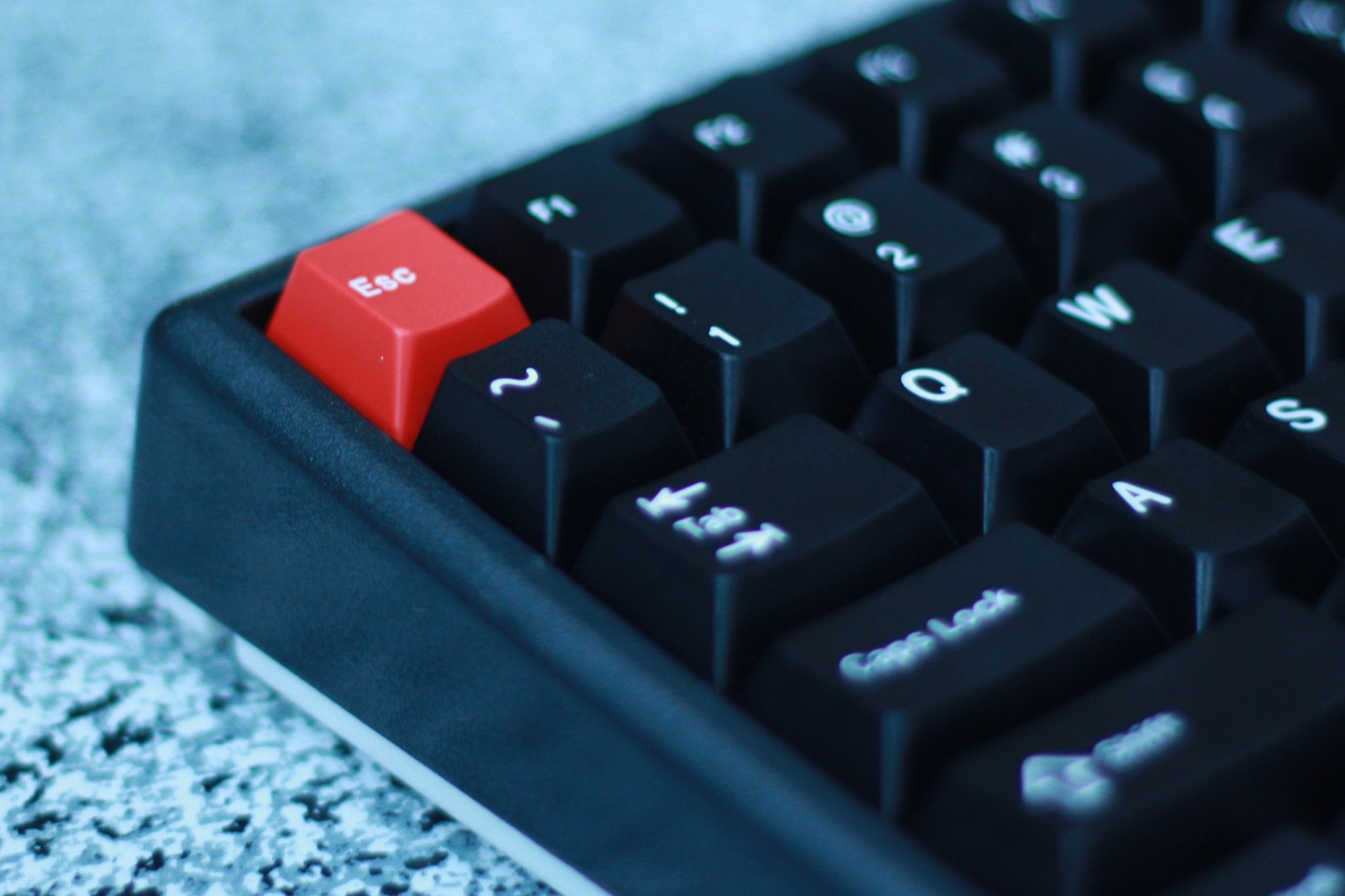 NiZ Plum 84 – Unreal Keyboards